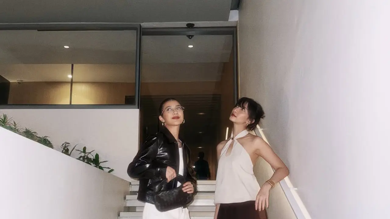 Bestie Goals! Gaya Sheila Dara Rayakan Ultah Fita Anggriani, Kompak Tampil Monokrom Minimalis Chic
