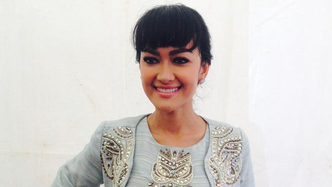 Ini Target Julia Perez di 2016 - ShowBiz Liputan6.com