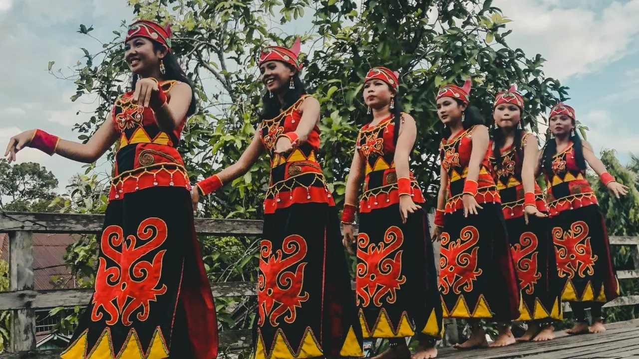 Ilustrasi budaya, Kalimantan