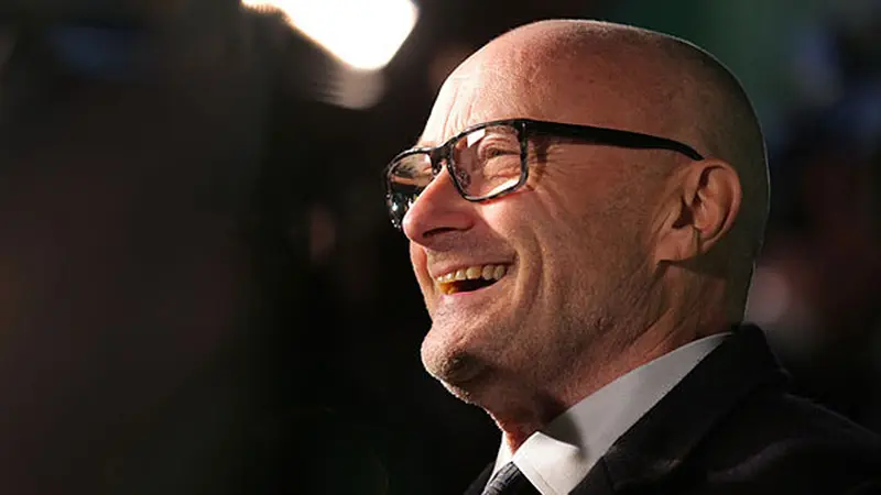 phil-collins-131128c.jpg