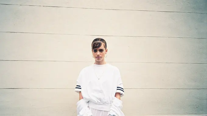 [Bintang] Tampil keren dengan kaos