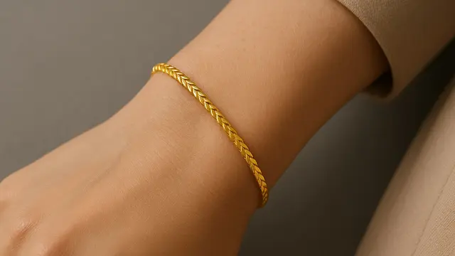 Rekomendasi Gelang Emas 24 Karat 1 Mayam Minimalis dan Stylish 2025,Cocok untuk Penggunaan Harian dan Investasi