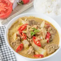 Ilustrasi sapi kuah santan/Copyright shutterstock.com