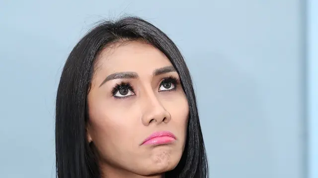 [Bintang] Melly Bradley