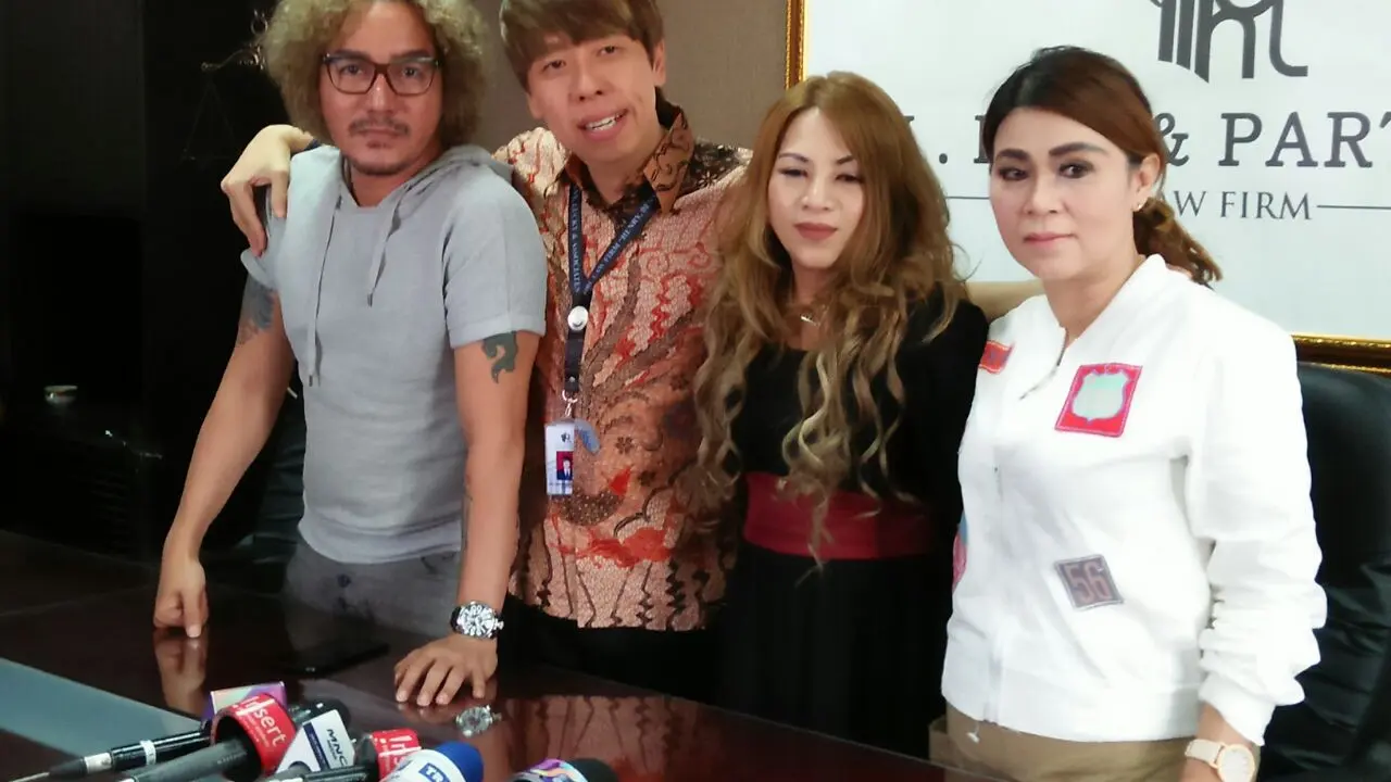 [Bintang] Ibunda Evelyn