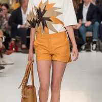 “Italian Attitude”, suguhan teranyar dari rumah mode TOD'S di musim spring summer 2019. (Foto: doc TOD'S)