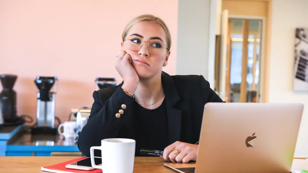 Ilustrasi wanita karier (Foto:Magnet.me /Unsplash)