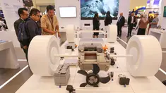 Sebuah sistem percepatan mobilitas listrik Bosch yang ekonomis dan efisien dihadirkan dalam pameran GIIAS 2019, di ICE BSD, Tangerang, Jumat (19/7/2019). Teknologi bagi pengendara listrik dan hybrid guna mendukung percepatan mobilitas listrik di Indonesia. (Liputan6.com/Fery Pradolo)