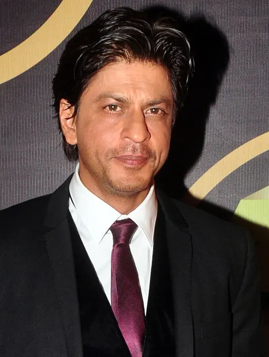 Memiliki karier yang gemilang serta harta berlimpah rupanya tidak membuat aktor sekelas Shah Rukh Khan merasa cukup dengan apa yang telah ia miliki.  (AFP/Bintang.com)