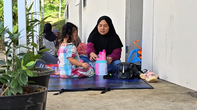 Warga Kabupaten Agam, Sumatra Barat, menempati hunian sementara (huntara) yang dibangun pemerintah. (Ist)