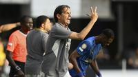 Pelatih Al Hilal, Simone Inzaghi, bereaksi dari pinggir lapangan dalam pertandingan Grup H Piala Dunia Antarklub antara Salzburg dan Al Hilal di Washington, Minggu, 22 Juni 2025. (AP Photo/Nick Wass)