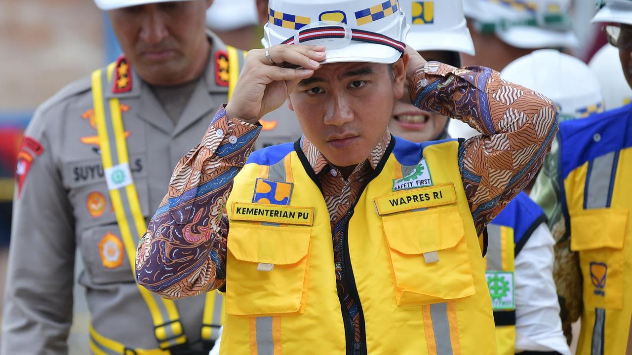 Wapres Gibran Tinjau Proyek Jalan Tol Rangkasbitung-Cileles