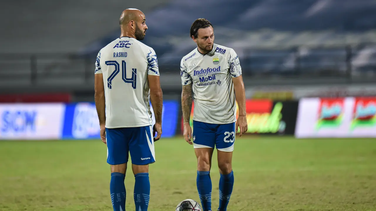 Foto: Persib Bandung Ditahan Imbang Persik kediri, Bali United Pastikan Gelar Juara BRI Liga 1 2021 / 2022
