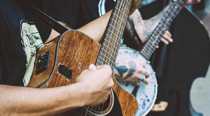 Lirik Lagu Cinta Kita Inka Christie Feat Amy Search Ragam Bola Com