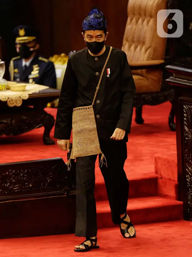 Jokowi Kenakan Baju Adat Baduy di Sidang Tahunan MPR