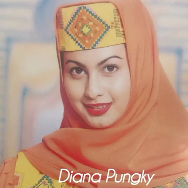 Pesona Hijab Artis Tahun 1997-an