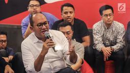 Wakil Ketua TKN Jokowi-Amin, Rosan Roeslani saat menjadi pembicara pada talkshow Kamis Kerja di Hub 86 Jakarta, Kamis (10/1). Talkshow mengajak generasi muda untuk terus berkarya dan buka peluang usaha baru. (Liputan6.com/Fery Pradolo)