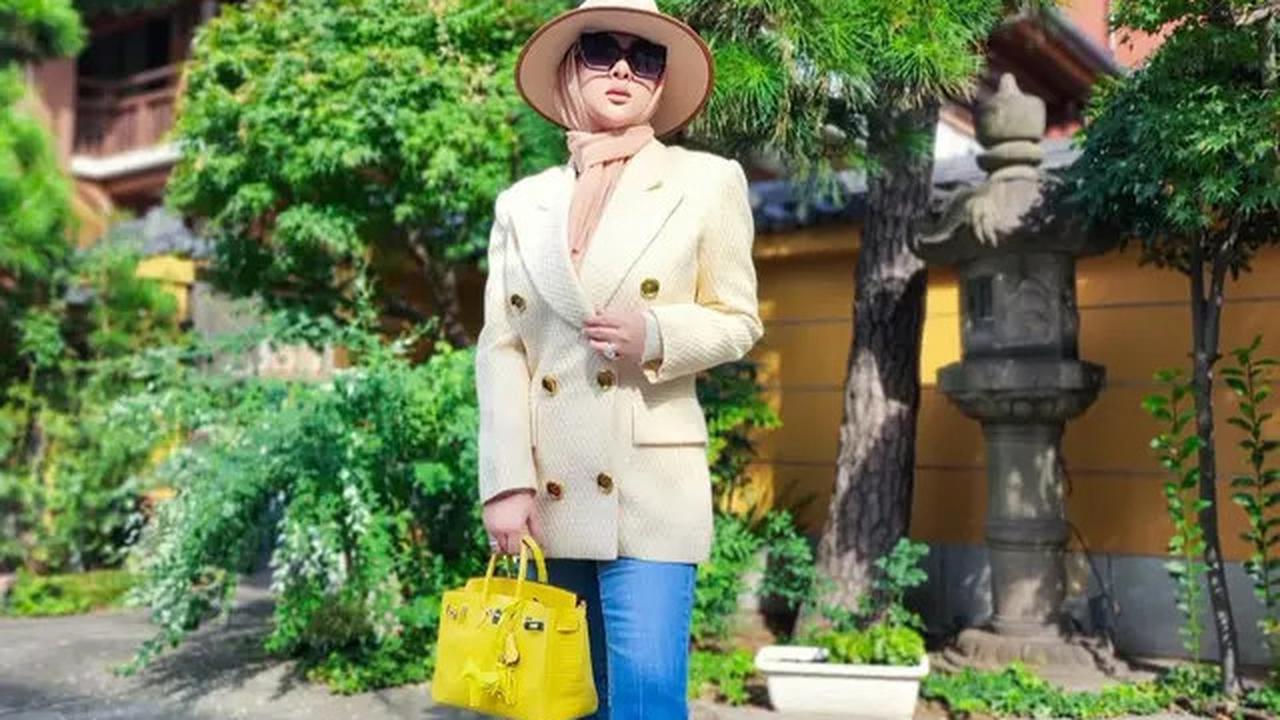 7 Outfit Syahrini dengan Blazer, Inspirasi Gaya Trendi dan Elegan