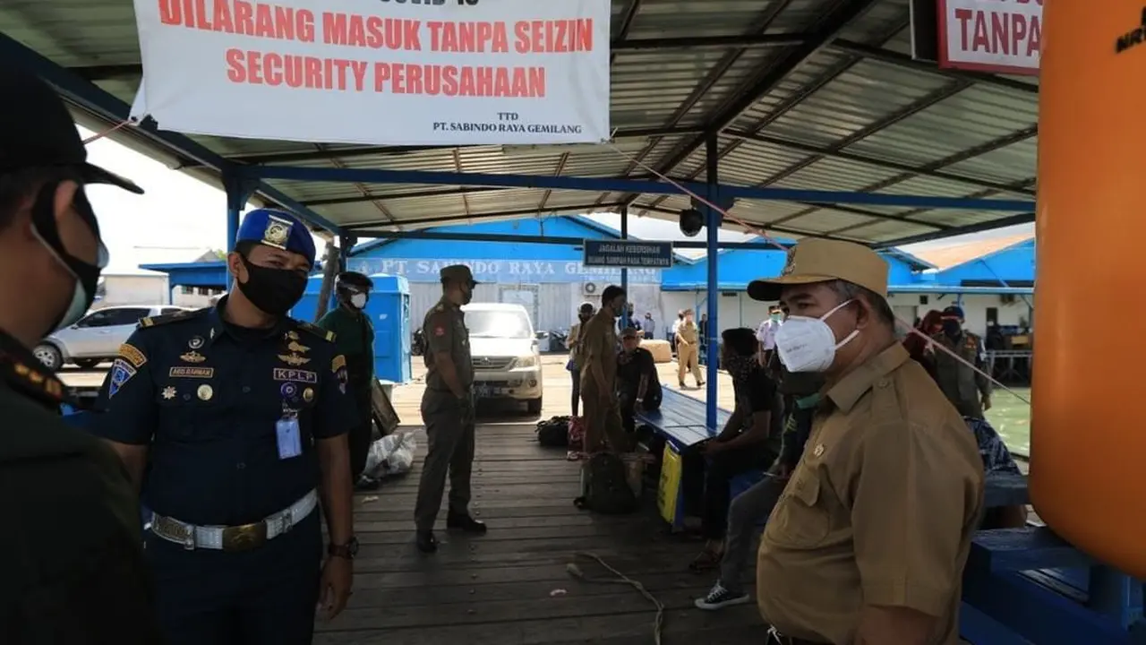 Tarakan PSBB, Wali Kota Khairul Turun Langsung Pantau Pelabuhan Rakyat