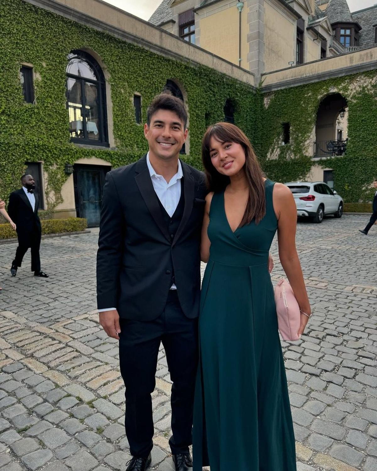 Potret Aurelie Moeremans dan Sang Tunangan Tampil Serasi di Acara Pernikahan Mewah di New York