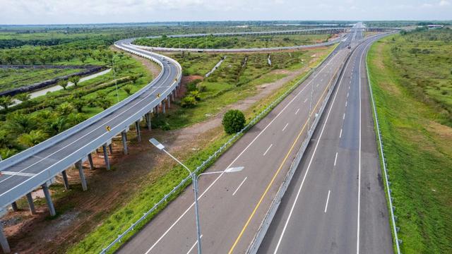 Jalan Tol Trans Sumatera (JTTS) ruas Tol Simpang Indralaya-Prabumulih yang dibangun Hutama Karya. (Dok Hutama Karya)