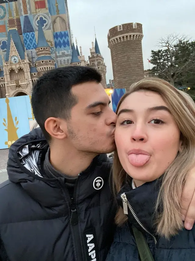 5 Tahun Pacaran, Ini 7 Potret Kemesraan Ciccio Manassero dan Natasha Ryder