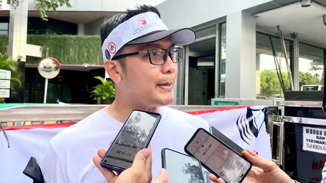 Ketua Bidang Hukum Pembelaan dan Pembinaan Anggota (BHP2A) Ikatan Dokter Indonesia (IDI) Beni Satria merinci alasan penolakan RUU Kesehatan (8/5/2023). Foto: (Liputan6.com/Ade Nasihudin).