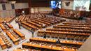 Suasana Rapat Paripurna DPR ke-25 Masa Persidangan V Tahun 2021-2022 di Kompleks Parlemen, Jakarta, Selasa (14/6/2022). BPK menyematkan opini wajar tanpa pengecualian (WTP) terhadap laporan keuangan pemerintah tahun 2021 yang terdiri dari laporan keuangan pemerintah pusat (LKPP), laporan keuangan kementerian negara/lembaga (LKKL), dan laporan keuangan bendahara umum negara (LKBUN). (Liputan6.com/Angga Yuniar)