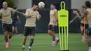 Latihan tersebut menjadi persiapan Argentina berlaga di final Copa America 2024. (JUAN MABROMATA/AFP)