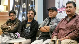 Juri IBOMA 2016, Cesa David L (kiri), Roy Lolang (tengah) dan Avesina Soeblo (kanan) saat konfrensi pers mengenai penjurian IBOMA 2016 di XXI Senayan City, Jakarta, Selasa (1/3/). (Liputan6.com/Yoppy Renato)