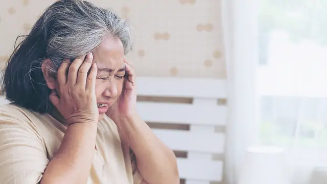 Ilustrasi terkena serangan stroke ringan/freepik.com/jcomp