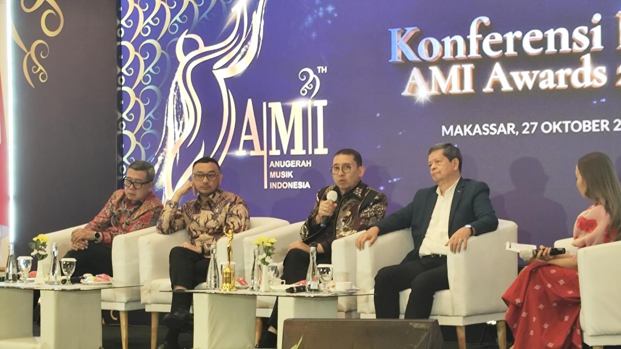Menbud Ungkap Tantangan Musik Indonesia Tembus Dunia