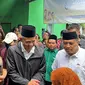 Capres nomor urut 3 Ganjar Pranowo menghadiri acara Haul ke-65 Kyai Barawi Hanafi di Ponpes Al Ihya Ulumuddin, Cilacap, Jawa Tengah. (Liputan6.com/Nanda Perdana Putra)