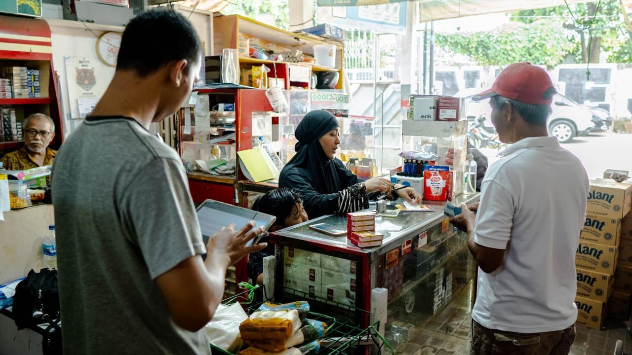 Nasib Pedagang Kecil Terkait Aturan Larangan Penjualan Rokok 200 Meter dari Tempat Pendidikan
