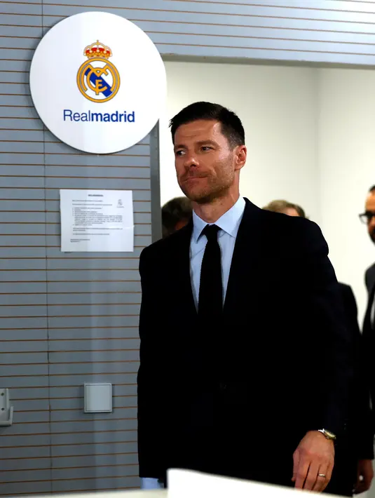 Pria asal Spanyol berusia 43 tahun ini akan memimpin Real Madrid dalam upaya menjuarai Piala Dunia Antarklub 2025. (Thomas COEX/AFP)