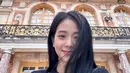 Jisoo Blackpink saat berada di Paris. (Foto: Instagram/ sooyaaa__)