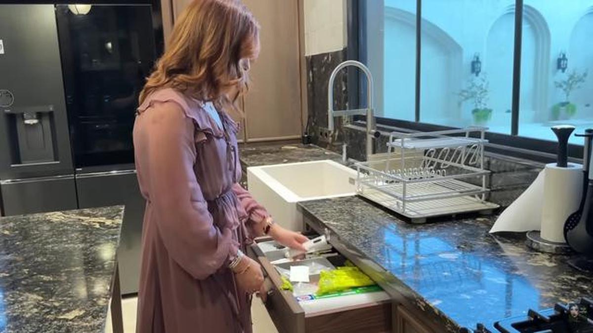 9 Potret Dapur Kotor di Rumah Baru Tasya Farasya, Mewah tapi Tetap Fungsional