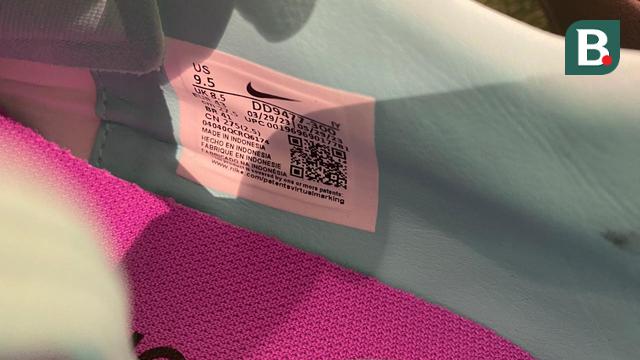 Sepatu sepak bola produksi Indonesia di Jerman