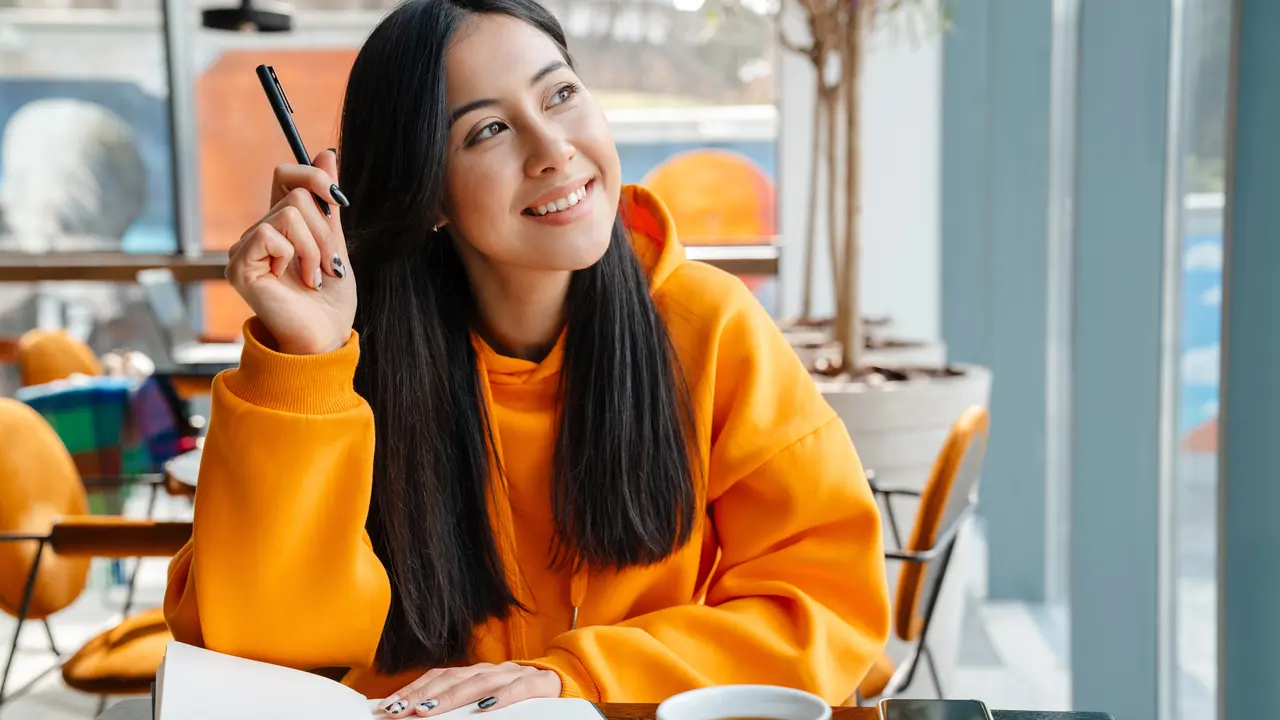 wanita juni lebih optimis