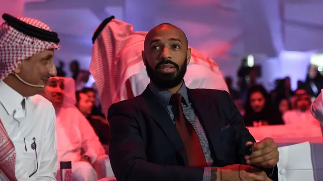 Gaya Eks Penyerang Arsenal di Arab Saudi