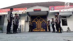 Bentrokan di Mako Brimob Depok membuat Lapas Teroris di Jombang juga ikut menambah pengamanan.