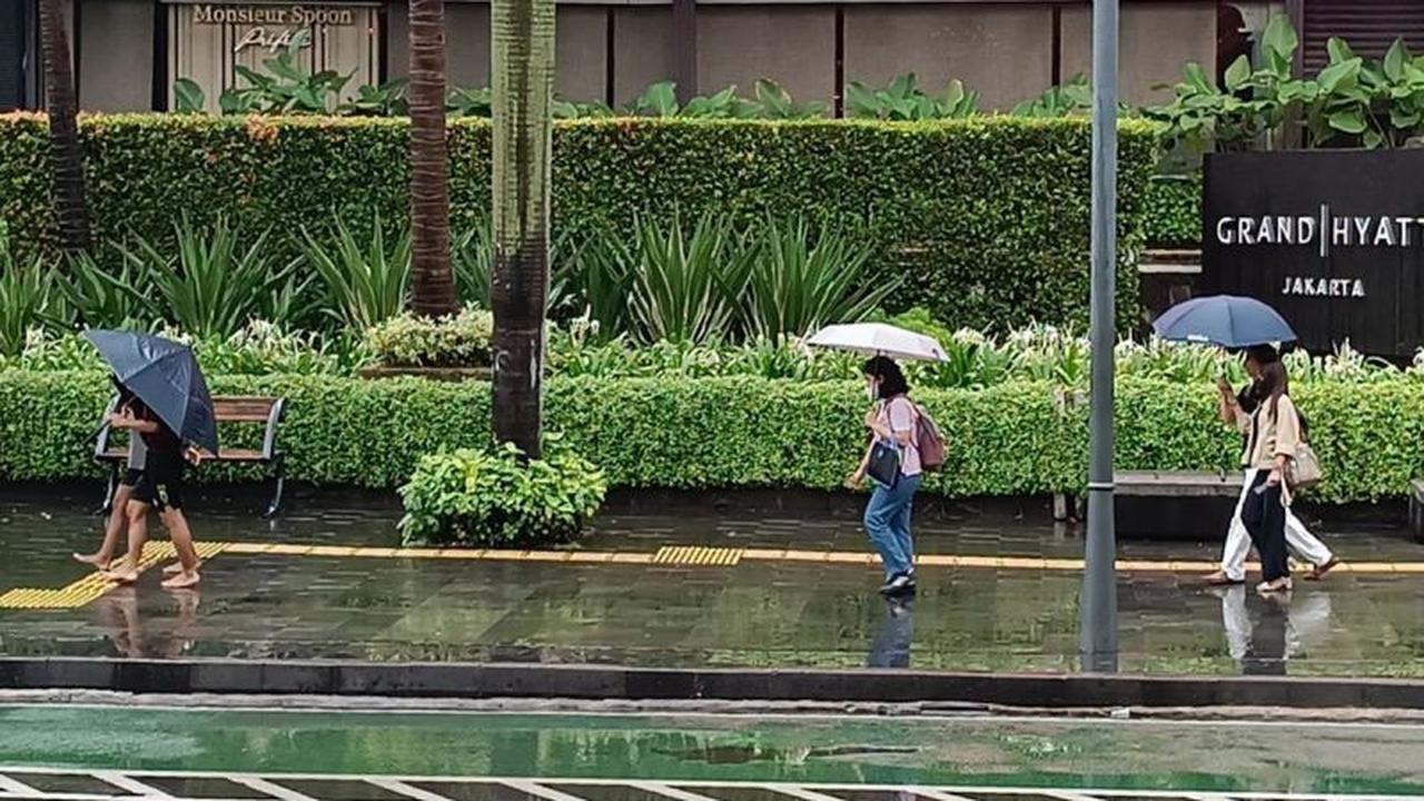 BMKG: Prakiraan Cuaca Jakarta Hujan Ringan hingga Sedang Selasa Pagi hingga Malam