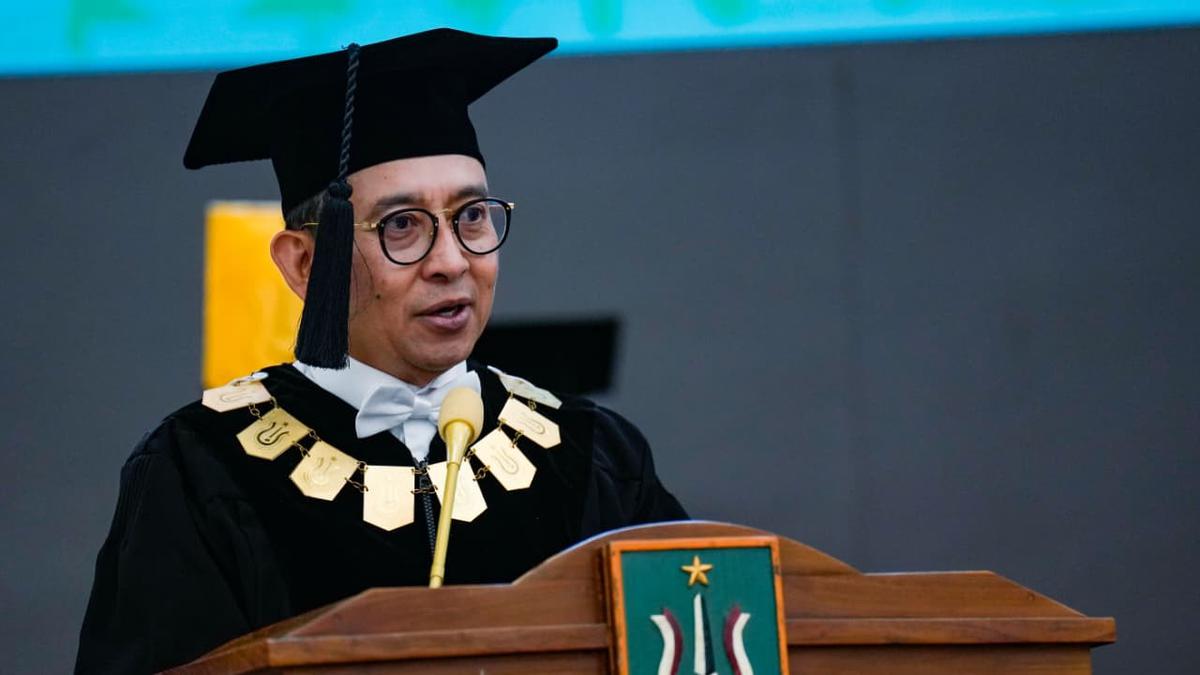Fadli Zon Dikukuhkan Jadi Profesor Kehormatan, Pengakuan atas Perjuangannya untuk Budaya Indonesia