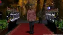 Pasalnya, mereka terlihat memakai wastra nusantara dengan warna yang bervariasi. [Youtube/sekretariatpresiden].