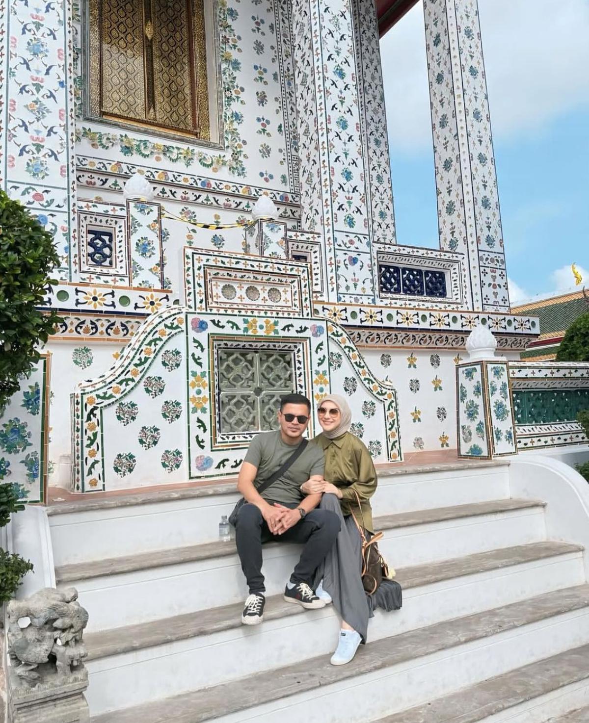 4 Potret Irish Bella dan Keluarga Liburan ke Thailand, Tampil Serasi dengan Outfit Senada
