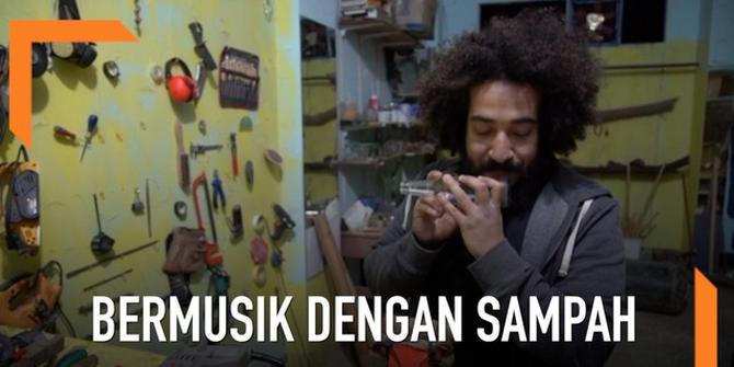 VIDEO: Seniman Mesir Ciptakan Alat Musik dari Sampah