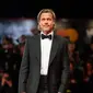 Brad Pitt pada red carpet Venice Film Festival 2019. (dok. AP/Novi Thedora)