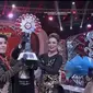 Jadi Juara LIDA 2021, Ini 6 Potret Iqhbal Rayakan Kemenangan di Atas Panggung (sumber: Indosiar)