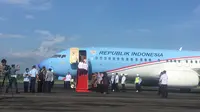 Jokowi dan rombongan bertolak dari Pangkalan Udara TNI AU Halim Perdanakusuma, Jakarta Timur. (Liputan6.com/Lisza Egeham)