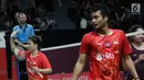 Pasangan Indonesia, Tontowi Ahmad/Lilyana Natsir saat melawan wakil India, Pranaav Jerry Chopra/Reddy N. Sikki pada Indonesia Masters 2019 di Istora Senayan, Jakarta, Selasa (22/1). Indonesia menang 21-15 21-15. (Bola.com/M Iqbal Ichsan)